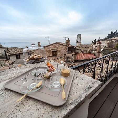 Bed and Breakfast Domus Fonte Dei Leoni Ассизи Экстерьер фото